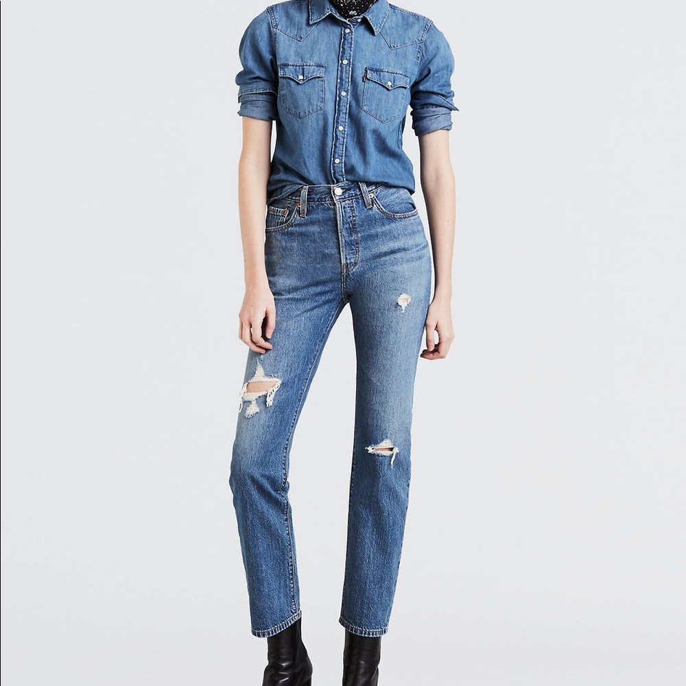 Women’s Levi’s Jeans!